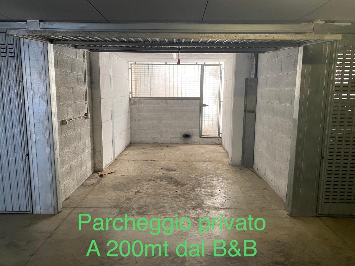 Galleria Frascati Rooms And Apartment Exterior foto
