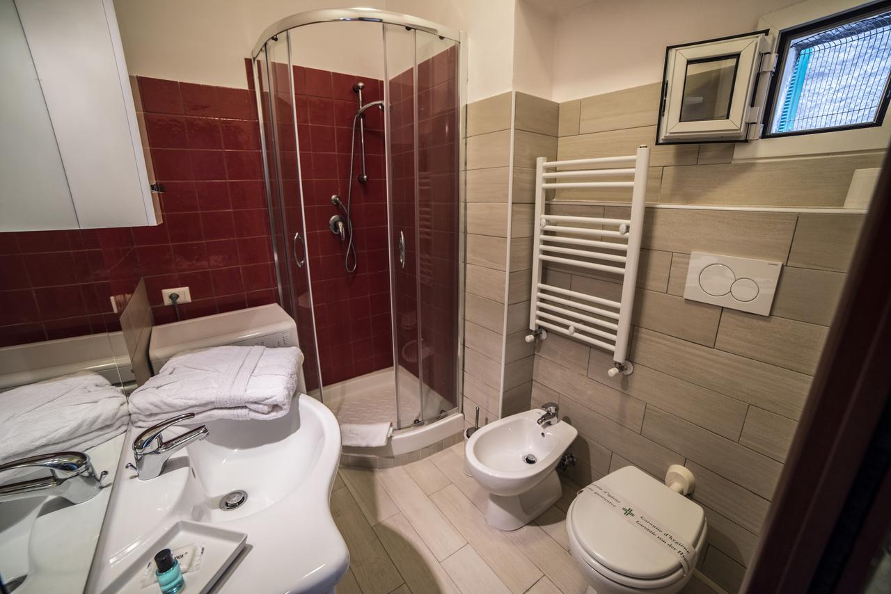 Galleria Frascati Rooms And Apartment Exterior foto